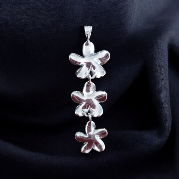 925 Sterling Silver Plumeria Pendant Flowers Silver and Rose Gold Tone - Picture 2 of 3